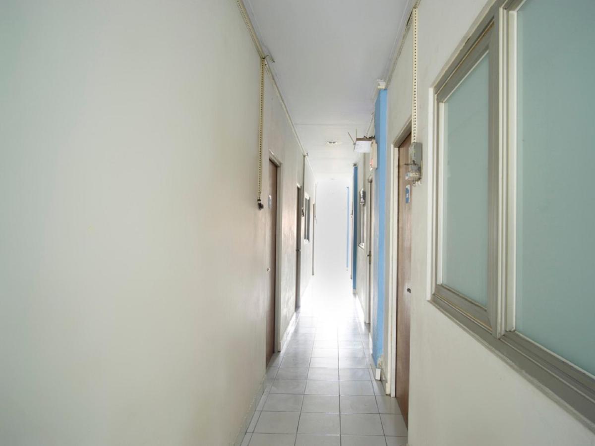 Oyo 3754 Prosperity Mansion Hotel Jakarta