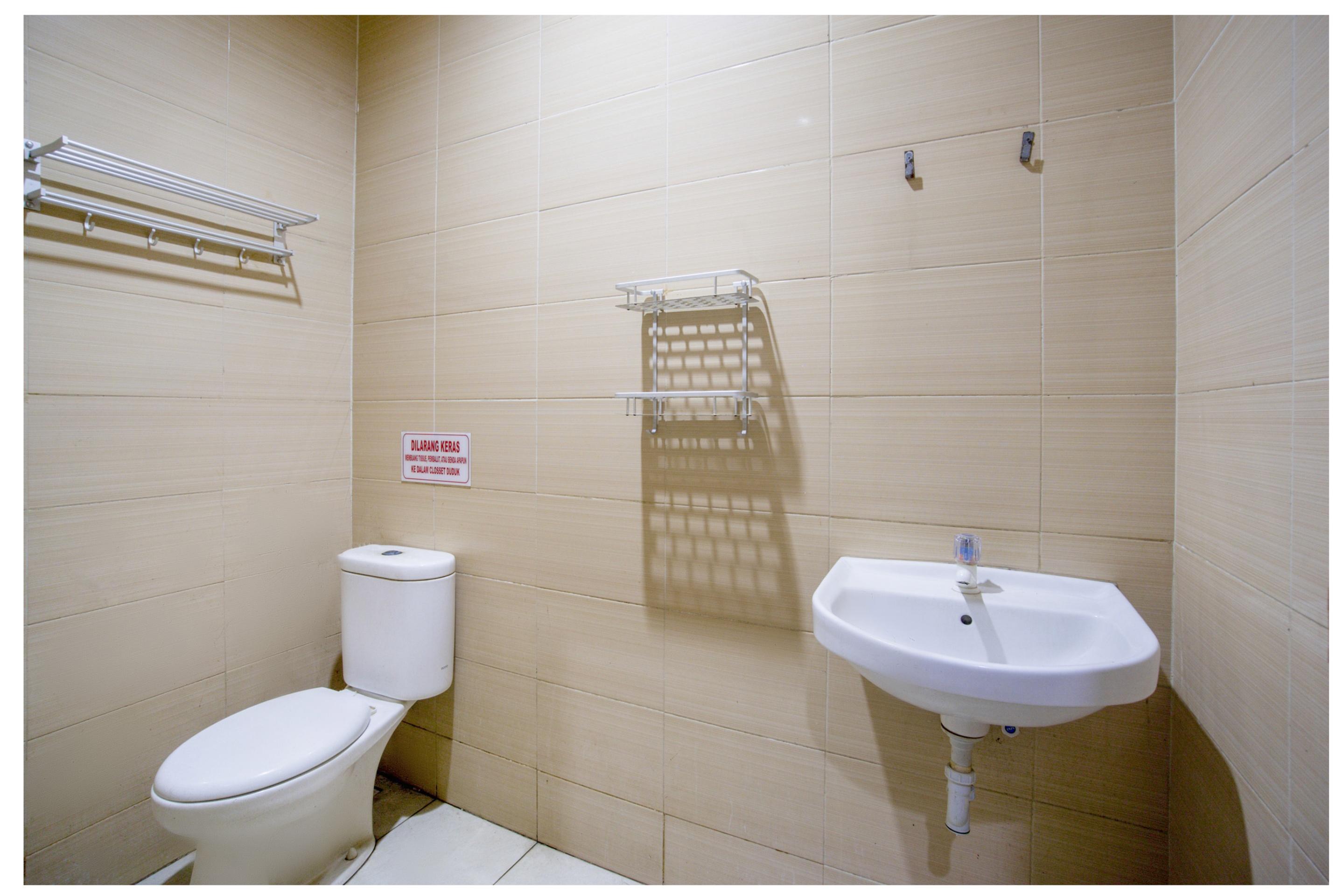 Oyo 3754 Prosperity Mansion Hotel Jakarta